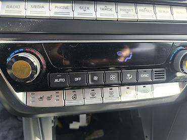 санота: Hyundai Sonata: 2020 г., Автомат, Газ, Седан — 2