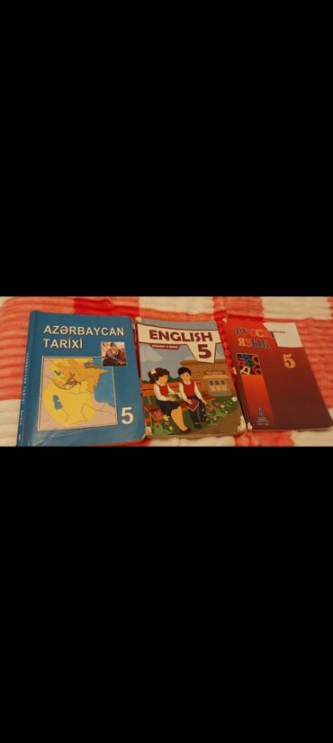 Tədris ədəbiyyatı: Her biri 3 AZN