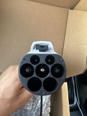Adapterlər: BYD. Sarjer. Adapdir caqan seal 05 desdroyer 05. 3.5 kVt