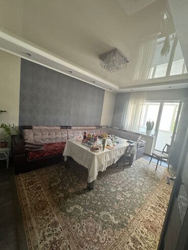 аренда квартир на долгий срок не дорого: 4 комнаты, 102 м², 105 серия, 2 этаж