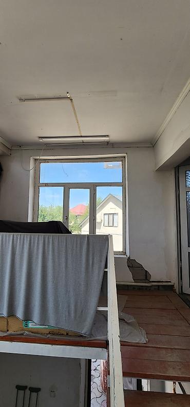 аренда дом балыкчы: 200м² ичинен 100м² гана жук, буюмдарды сактаганга беребиз. Толук — 8