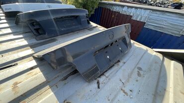 дверь на мазду: Багажниктин капкагы BMW, 2000 г., Колдонулган, Оригинал