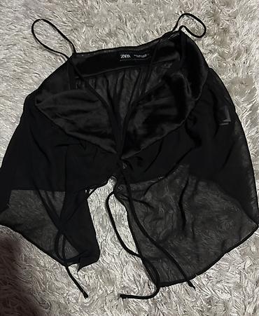 zensko: Zara ženska top/bluza na bretele u crnoj boji. Model sa tankim — 1