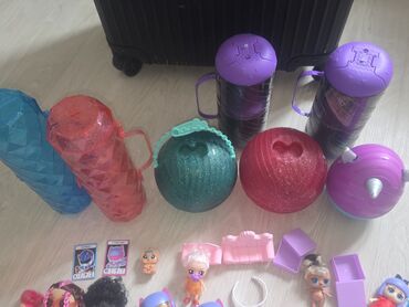 Oyuncaqlar: LOL Surprise temalı böyük oyun dəsti hamısı 25azn Tərkib: - Fərqli — 15