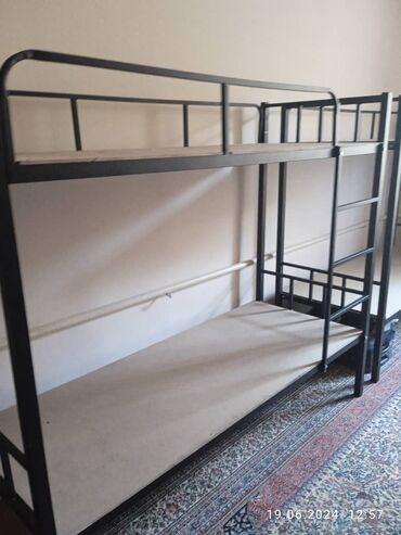 старые кровати: Двухъярусная Кровать, Новый