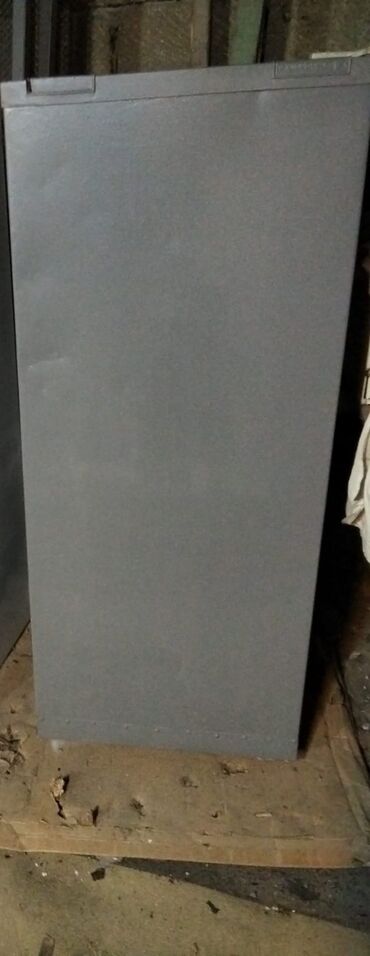 шкаф железный офисный: Metall şkaf / seyf tipli dolab 100 azn - Material: qalın metal korpus