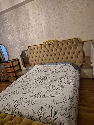 taxta oturacaq: Klassik-stil yataq otağı dəsti - Yataq: Yumşaq, kapitone başlıqla — 2