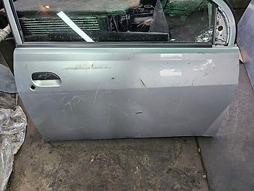 Двери и комплектующие: Передняя правая Daihatsu, Б/у, Оригинал — 3