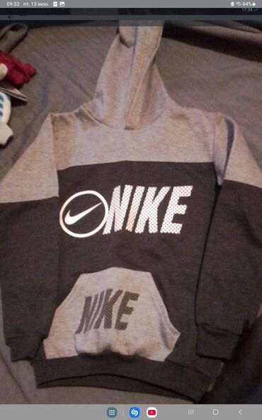 Digər kolleksiyalar: PALTARLAR 1 MANAT — 21