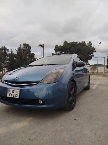 xacmaz heyet evleri: Toyota Prius (2-ci nəsil) hibrid hetçbek Əsas xüsusiyyətlər: - Göy