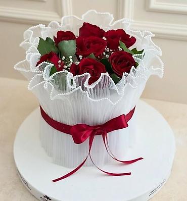 Tortlar: 🌷 8 Mart – Qadınlar Gününə özəl tortlar hazırdır! Sevdiyiniz xanımları — 6