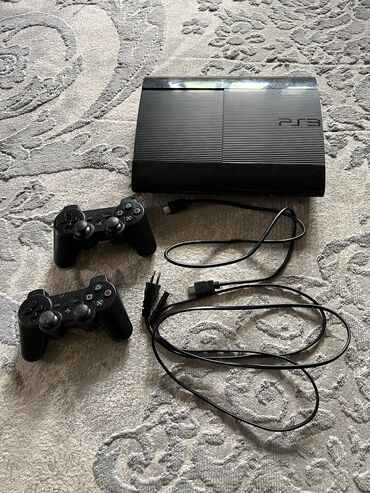 PS3 (Sony PlayStation 3): Sony playstation 3 Slim в хорошем состоянии, более 30 игры есть