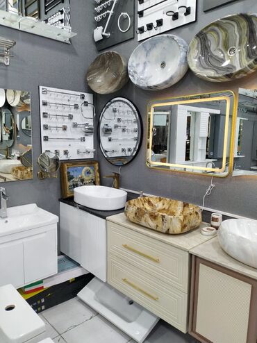 hamam üçün rəf: Mətbəx və ya hamam otaqları üçün uyğun olan bir neçə müxtəlif üslubda
