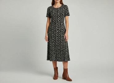 Dresses: Boohoo, Women`s dress, size S