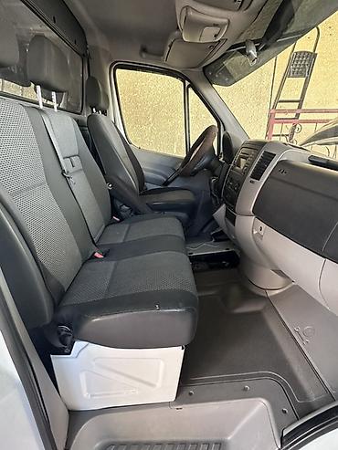 подношка спринтер: Грузовой фургон Mercedes-Benz Sprinter (короткая база, крыша — 7