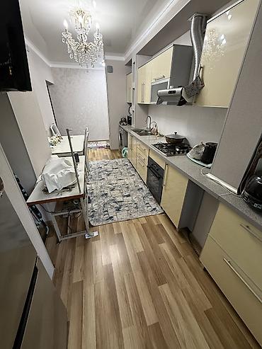 700: 2 комнаты, 54 м², 8 мкр Индивидуалка, 1 этаж — 2