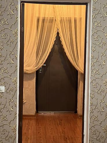 Продажа коттеджей и домов: Продается дом с большим навесом и двором с мебелью 158 квадратных — 3