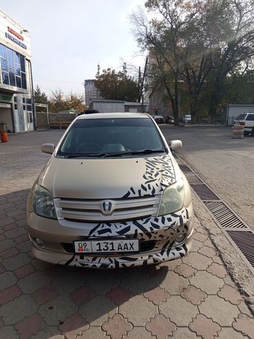 обмен авто на участок бишкек: Toyota ist: 2002 г., 1.3 л, Автомат, Бензин, Универсал
