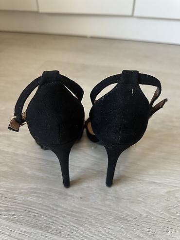 walkmaxx zenska obuca: Sandale 
velicina:36 — 4
