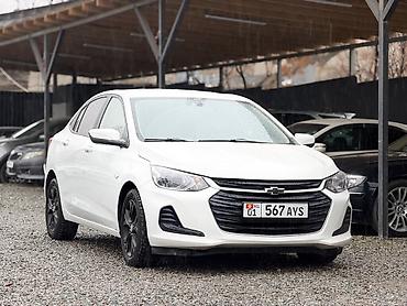 Chevrolet: Chevrolet Onix: 2020 г., Бензин — 2
