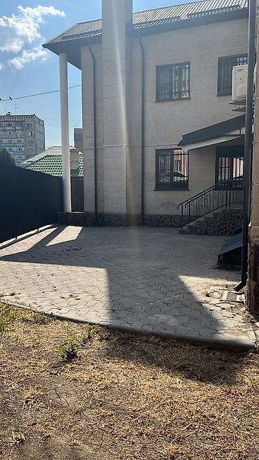 Долгосрочная аренда домов: 350 м², 6 комнат и более, Таш-Рабат ТРЦ — 37