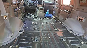 б4 80: Toyota Land Cruiser: 2004 г., 4.7 л, Автомат, Газ, Внедорожник — 5