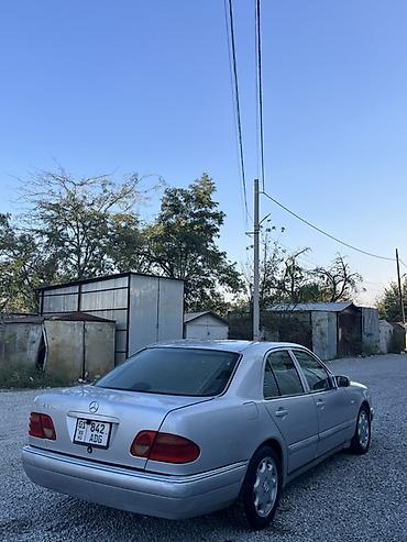 Продажа авто: Mercedes-Benz E-Class: 1996 г., 3.2 л, Автомат, Бензин, Седан — 4