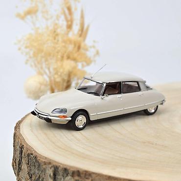 odece: Citroën DS 23 Pallas – Albatros Beige – 1973 – 1:43 – Norev Norev — 1