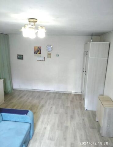 продается 2 комнатная хрущевка: 1 комната, 30 м², Хрущевка, 3 этаж