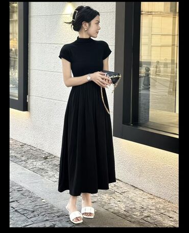 футболки оверсайз: Черное женское платье-миди - Силуэт: приталенный верх и свободная lalafo.kg да футболки оверсайз: Черное женское платье-миди - Силуэт: приталенный верх и свободная