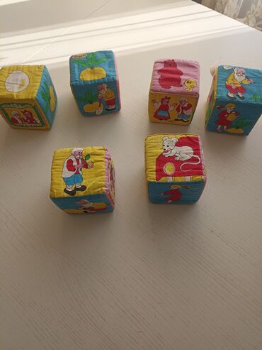 kubik oyuncaq: Мягкие кубики-мякиши