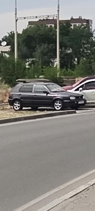 Продажа авто: Volkswagen Golf: 1993 г., Механика, Бензин, Хэтчбэк — 2