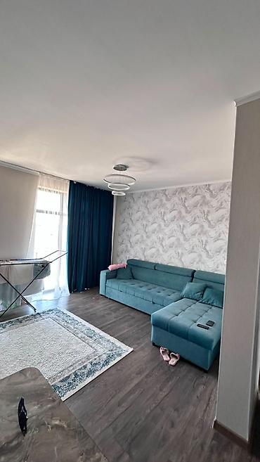 3 к: 2 комнаты, 77 м², Индивидуалка, 2 этаж, Свежий ремонт — 1