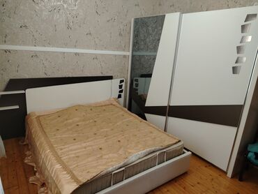 двухспальная кровать: 2 təknəfərlik çarpayı, Dolab, Termo, 2 tumba, İşlənmiş