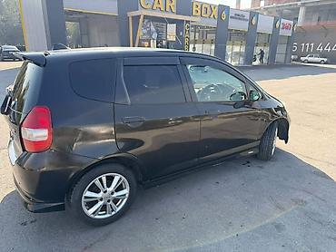 focus фикс: Honda Fit: 2003 г., 1.3 л, Автомат, Бензин, Хэтчбэк — 3