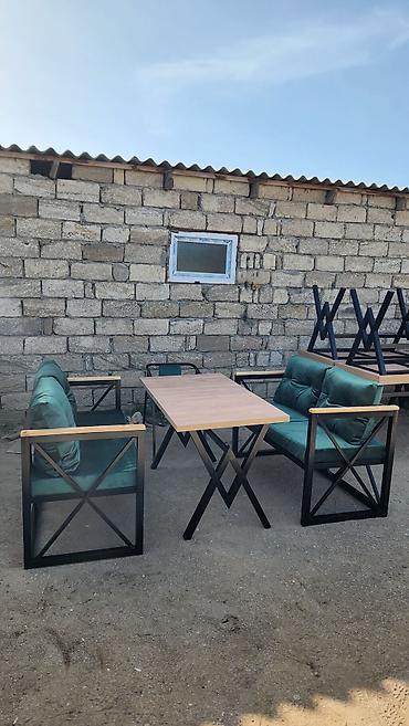 Sifarişlə restoran üçün masa və oturacaq dəstləri: Stullar ilə, Kvadrat masa, 2 nəfər — 4