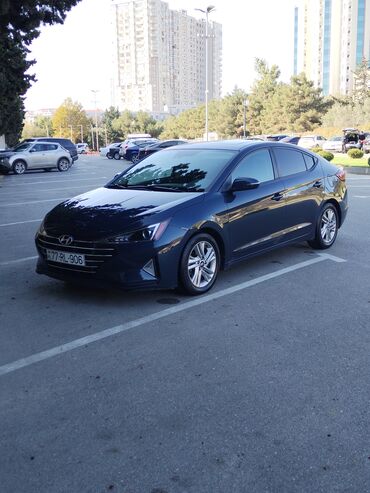 renault logan 2019: Hyundai Elantra: 2 l | 2019 il Sedan