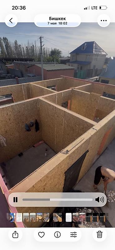 крыша кровля: Каркасно-панельный дом из SIP/OSB в процессе строительства. - Стены — 5