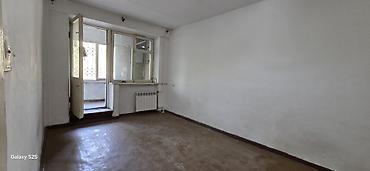 квартира куренкеева: 1 комната, 30 м², Индивидуалка, 2 этаж, Требуется ремонт — 1