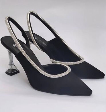 женская обувь новое: Туфли 37, цвет - Черный