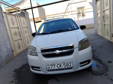 sevrolet aveo: Chevrolet Aveo: 1.2 l | 2010 il 250000 km Sedan