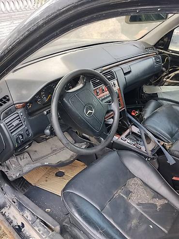 kia ключ: Запчасти Mercedes-Benz.Двигатель в хорошем состоянии.объем 3.2 — 4
