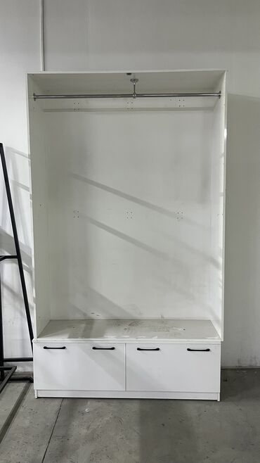 Шкафы для одежды: Шкаф для одежды, Б/у, Прямой, МДФ — 7