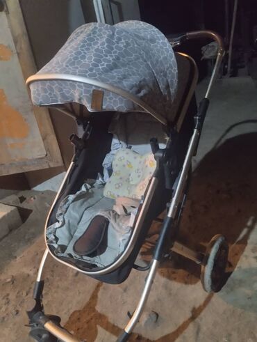 мерс сатам: Детский велосипед, 4-колесный, 1 - 3 года, Для девочки, Б/у