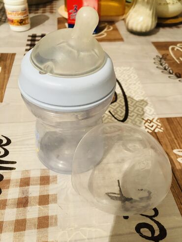 бутылка для воды детская бишкек: Бутылка детская фирма Chikko.Удобная и обьем хороший,состояние