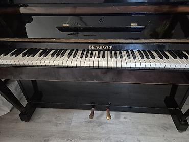Belarus (Беларусь) upright pianino cox ucuz tecili satilir ela