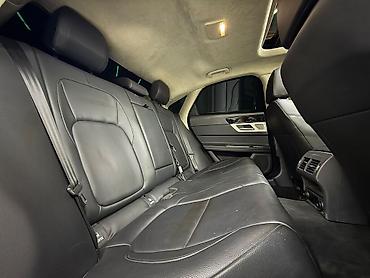 Продажа авто: Jaguar XF: 2019 г., 2 л, Автомат, Бензин, Седан — 10