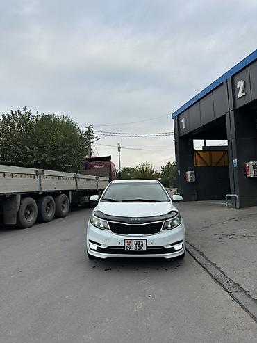 Kia Rio: 2016 г., 1.6 л, Механика, Бензин, Седан