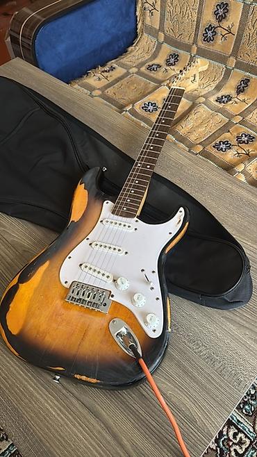 gitara satilir: Fender Squier, vintage terzde modifiye edilib, yaxşı veziyyetdedir — 1