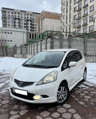 Honda: Honda Fit: 2010 г., 1.5 л, Автомат, Бензин, Хэтчбэк